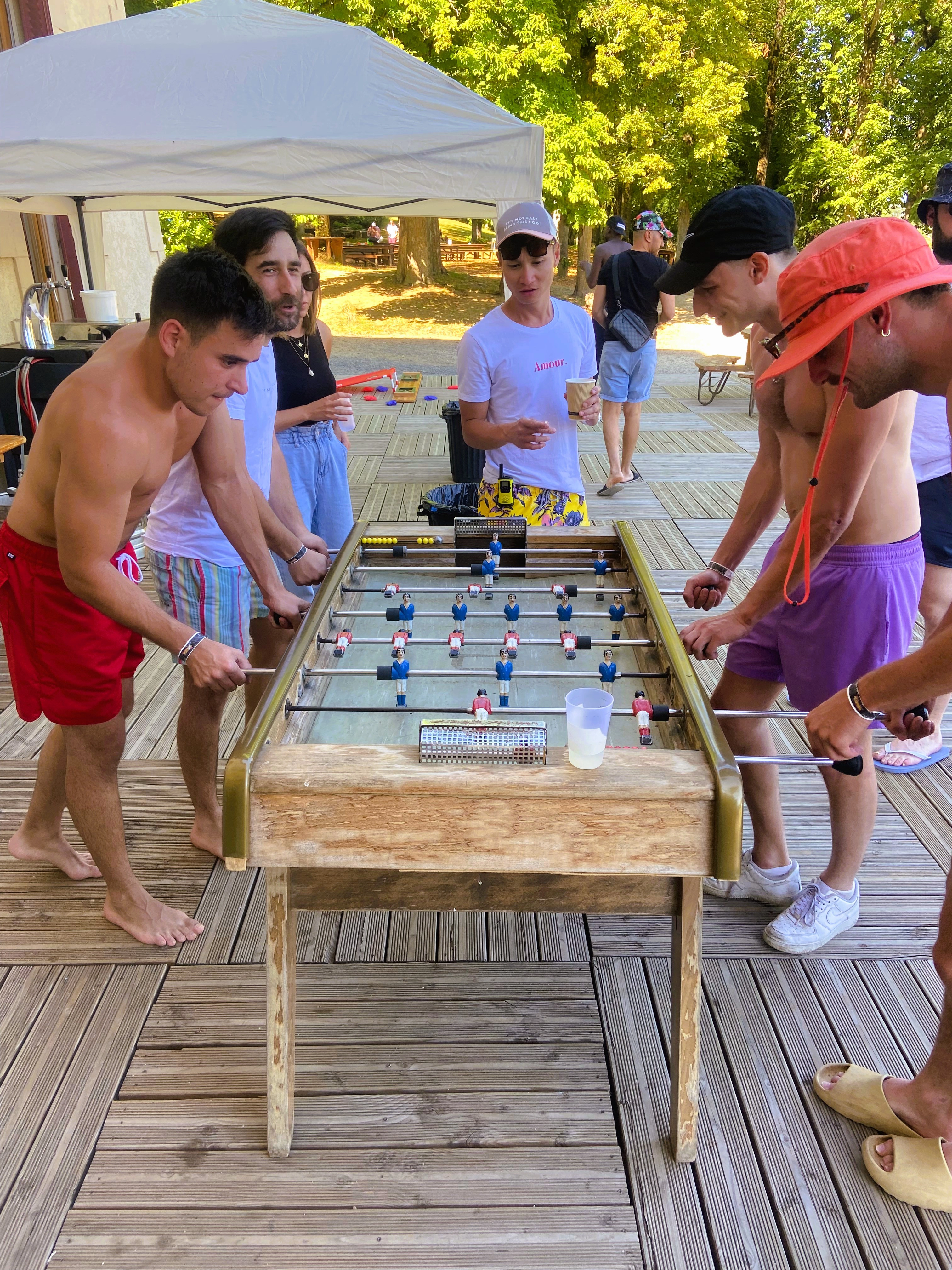 Scénographie et mise en scène d’un événement Back to the Party II