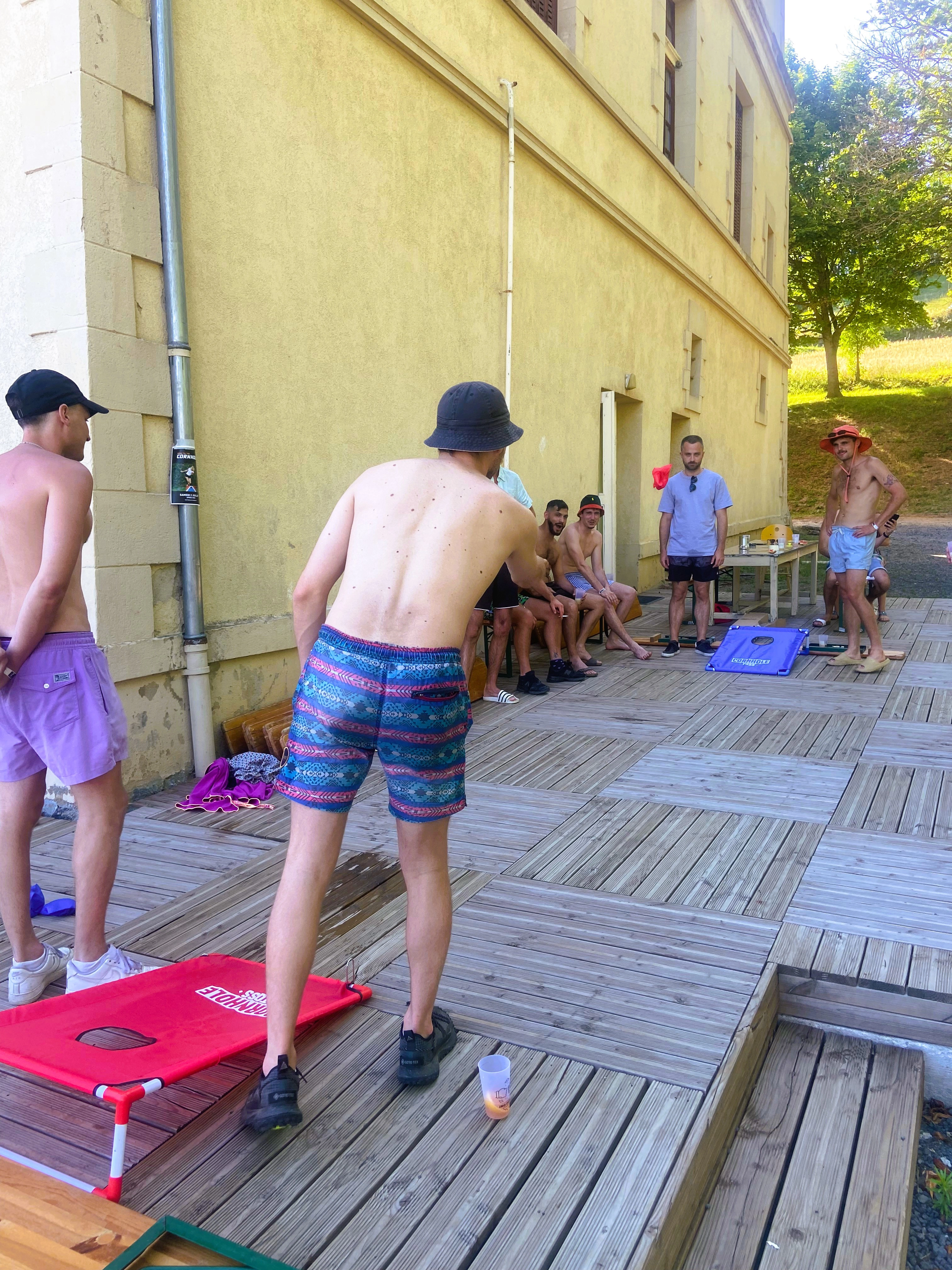 Artistes et DJ lors du festival Back to the Party III