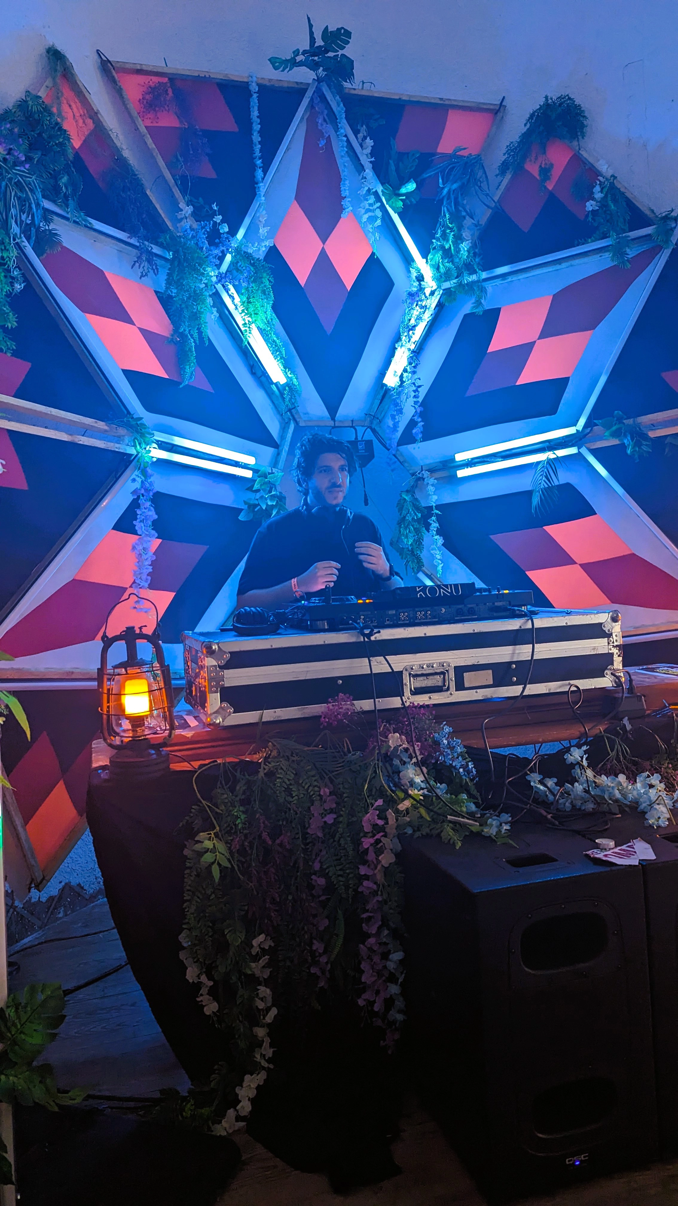 Soirée événementielle à Lyon organisée par AL events - Jeux de lumière et ambiance festive