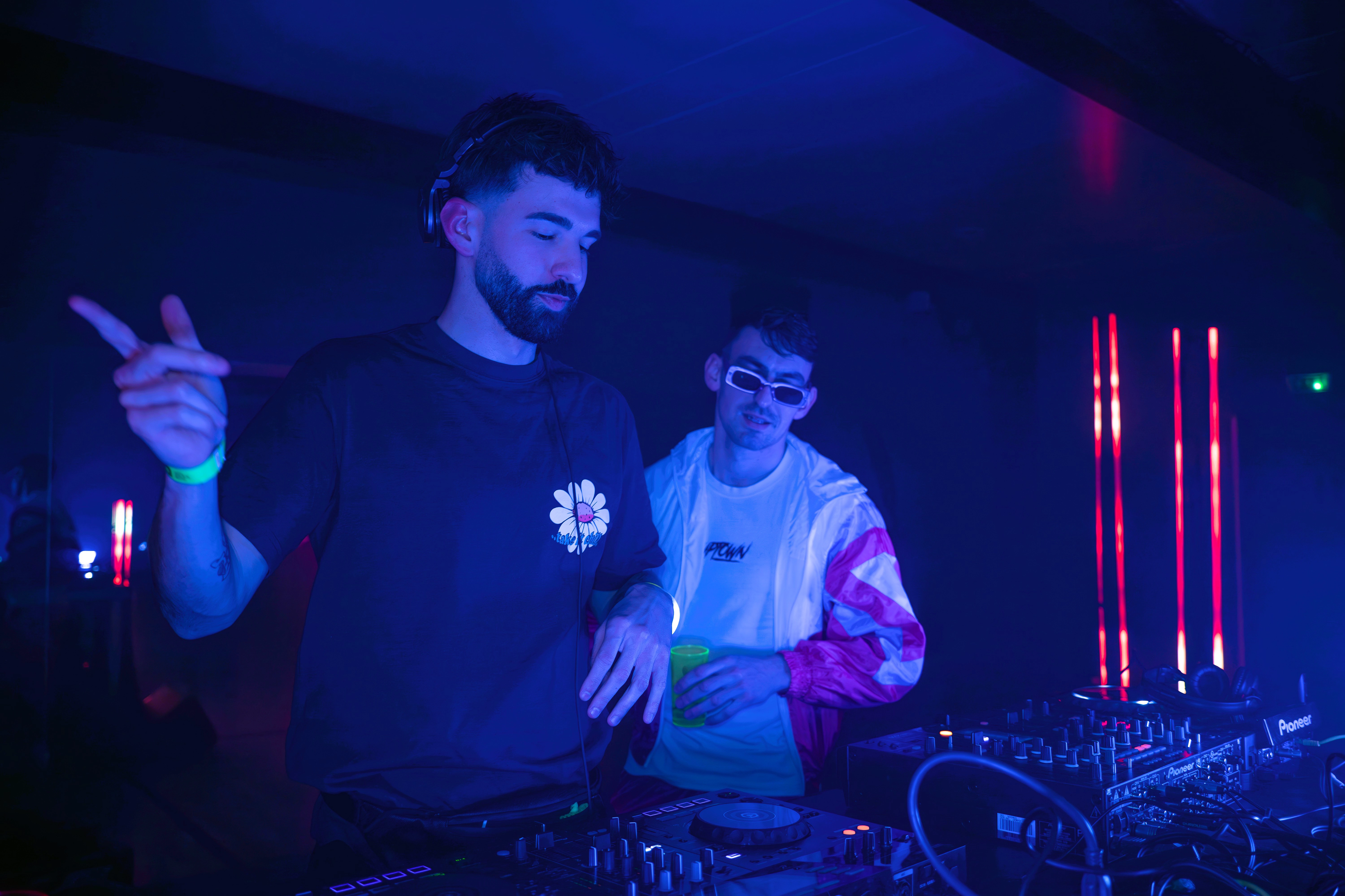 Photo de groupe finale du Réveillon Call 2025 On Me